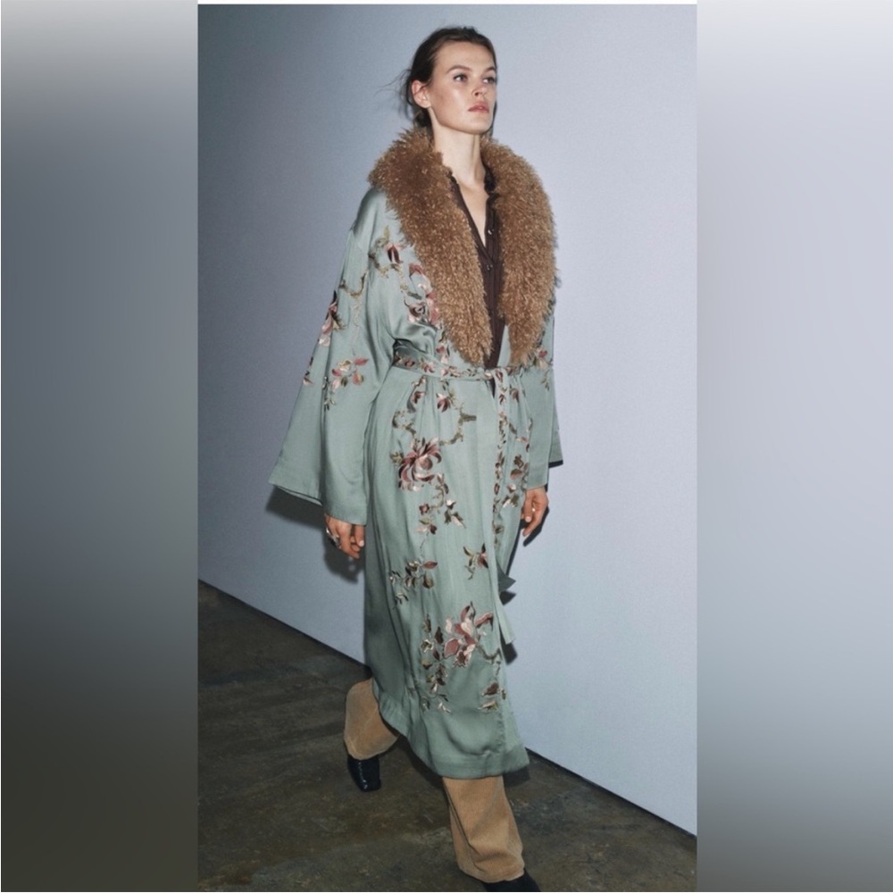 Zara Floral Embroidered Kimono Coat with Fur Collar